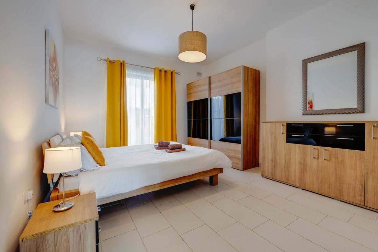 Marvellous Apartment With Valletta And Harbour Views Sliema Extérieur photo