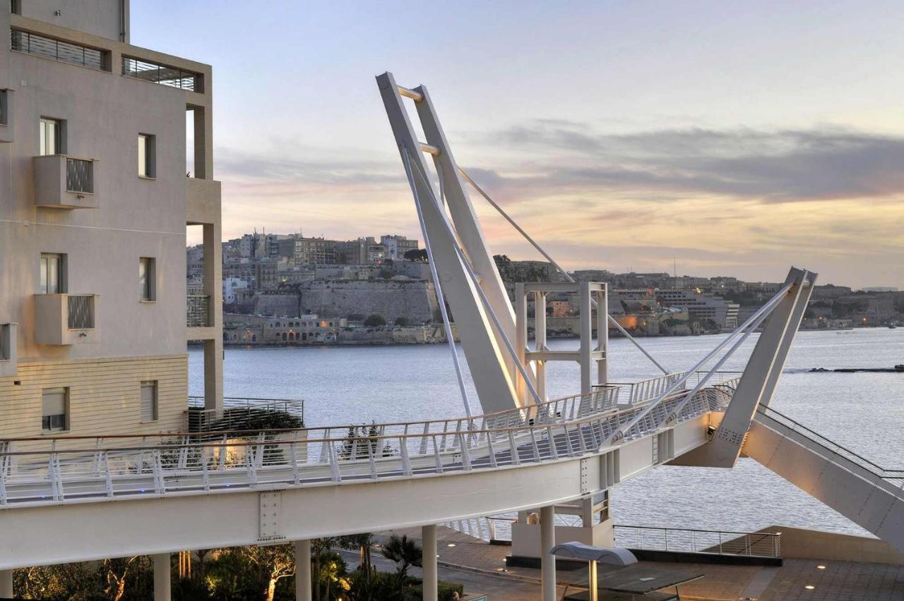 Marvellous Apartment With Valletta And Harbour Views Sliema Extérieur photo