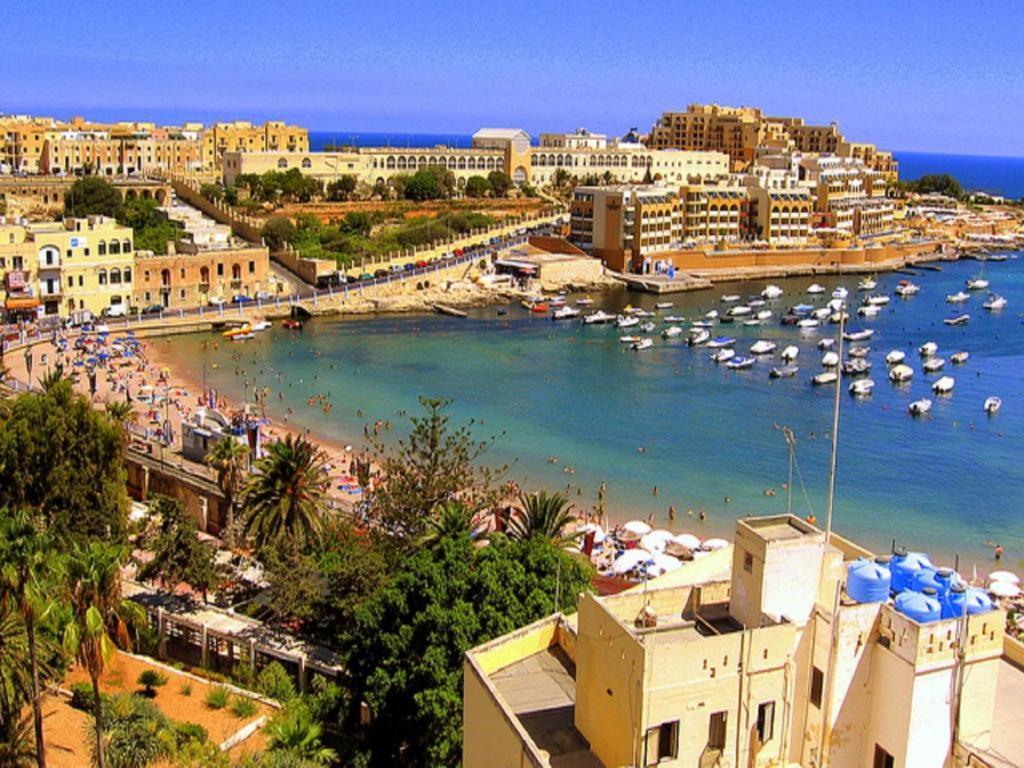 Marvellous Apartment With Valletta And Harbour Views Sliema Extérieur photo